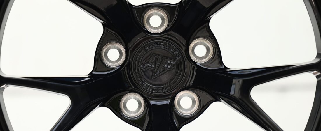 Hub-Centric vs. Lug-Centric Wheels: What It Actually Means for Fitment
