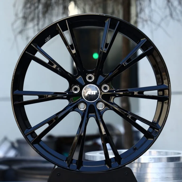 ABT-Style Gloss Black 10-Spoke Forged Wheels – Audi A4 / A6, front view