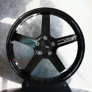Advan Racing Gloss Black 5-Spoke Racing Forged Wheels – BMW M3 / Audi RS5 Fitment (5-Lug)