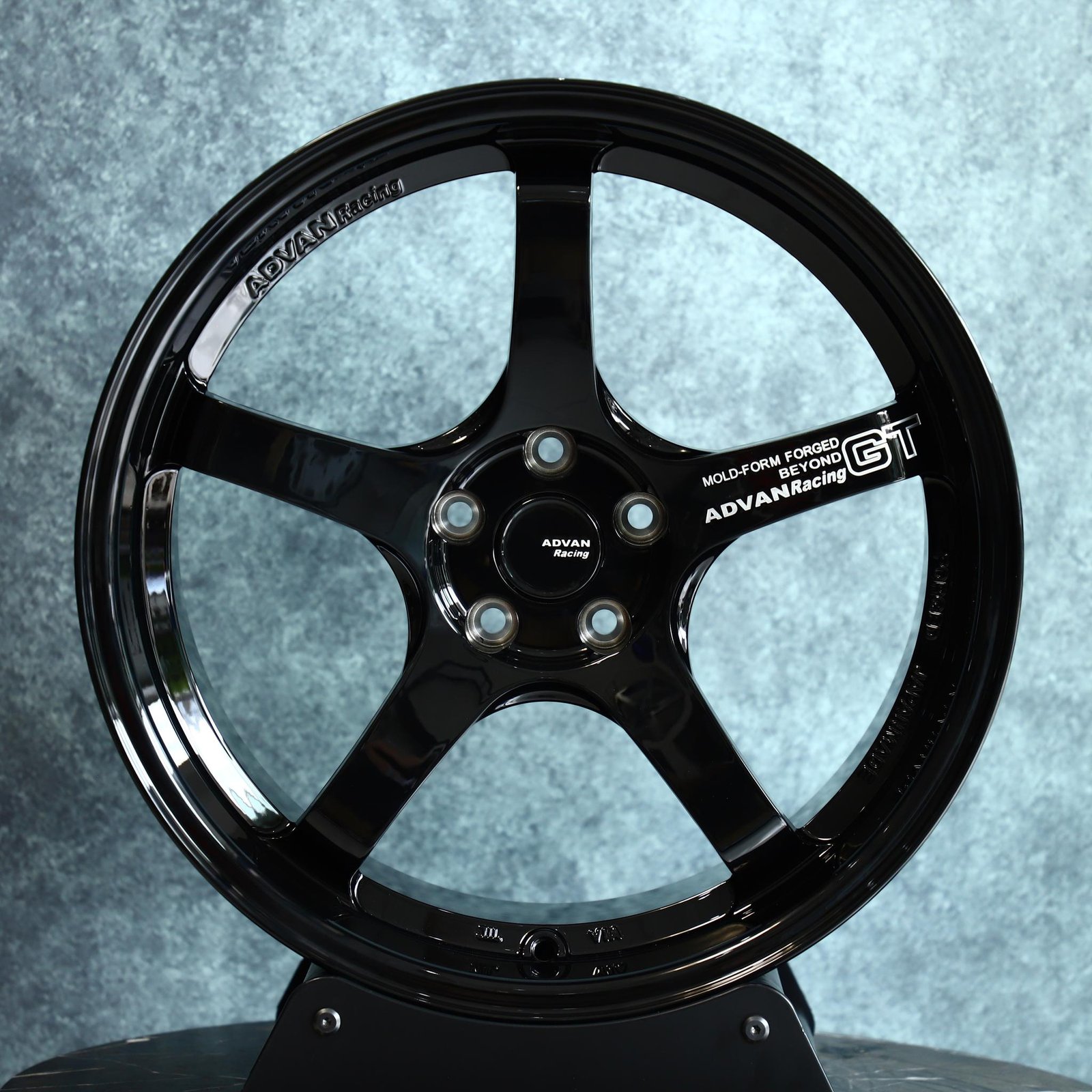 Honda S2000 wheels – Advan Racing Gloss Black 5-Spoke, front view