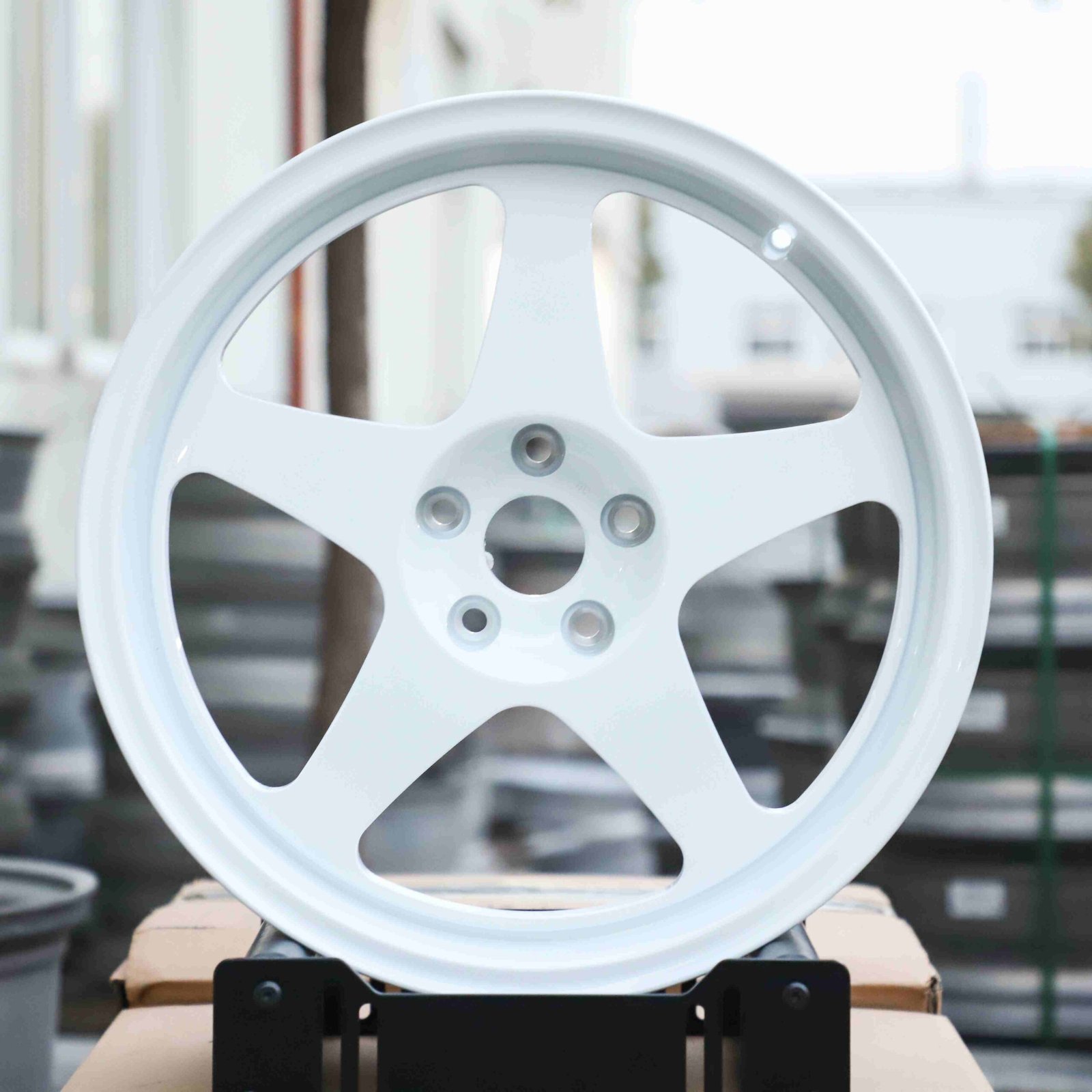 Honda S2000 wheels – Advan Racing Gloss White 5-Spoke, front view
