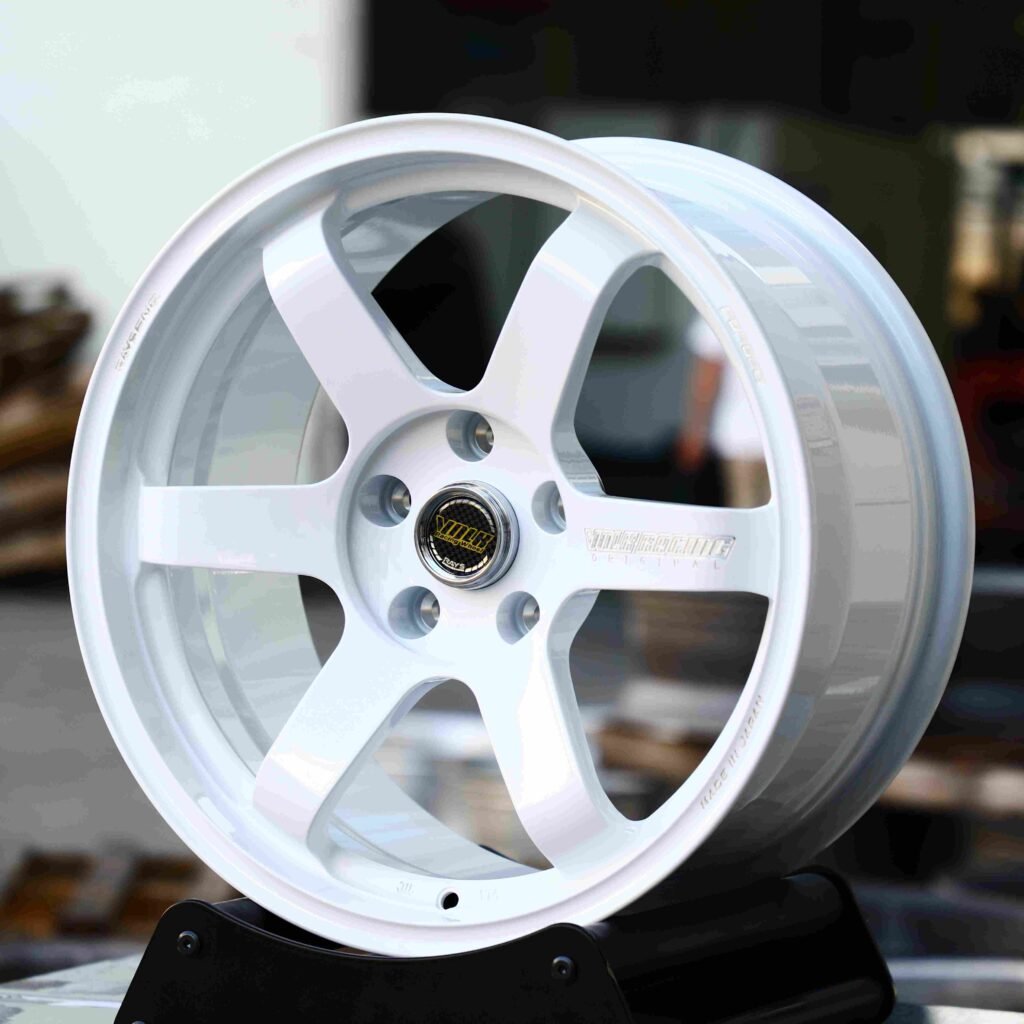Advan Racing Gloss White Custom Racing Forged Wheels - BMW M3 / Audi RS5 Fitment (5-Lug) view 2
