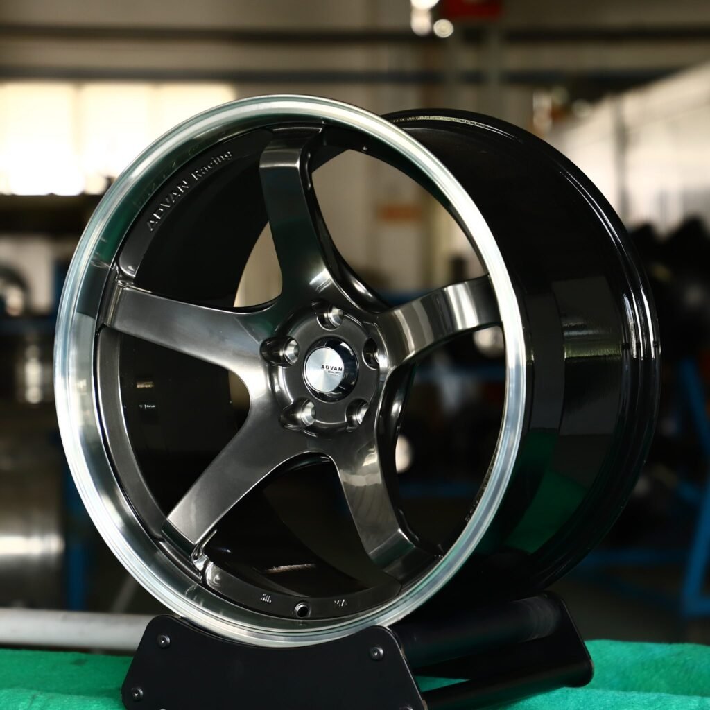 Honda Civic Type R wheels – Metallic Gray 5-Spoke Extra Deep Lip Deep Lip (Advan Racing GT-Style), angled view