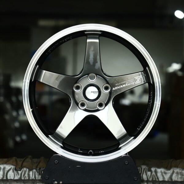 Honda S2000 wheels – Advan Racing Metallic Gray / Gray 5-Spoke Racing, front view