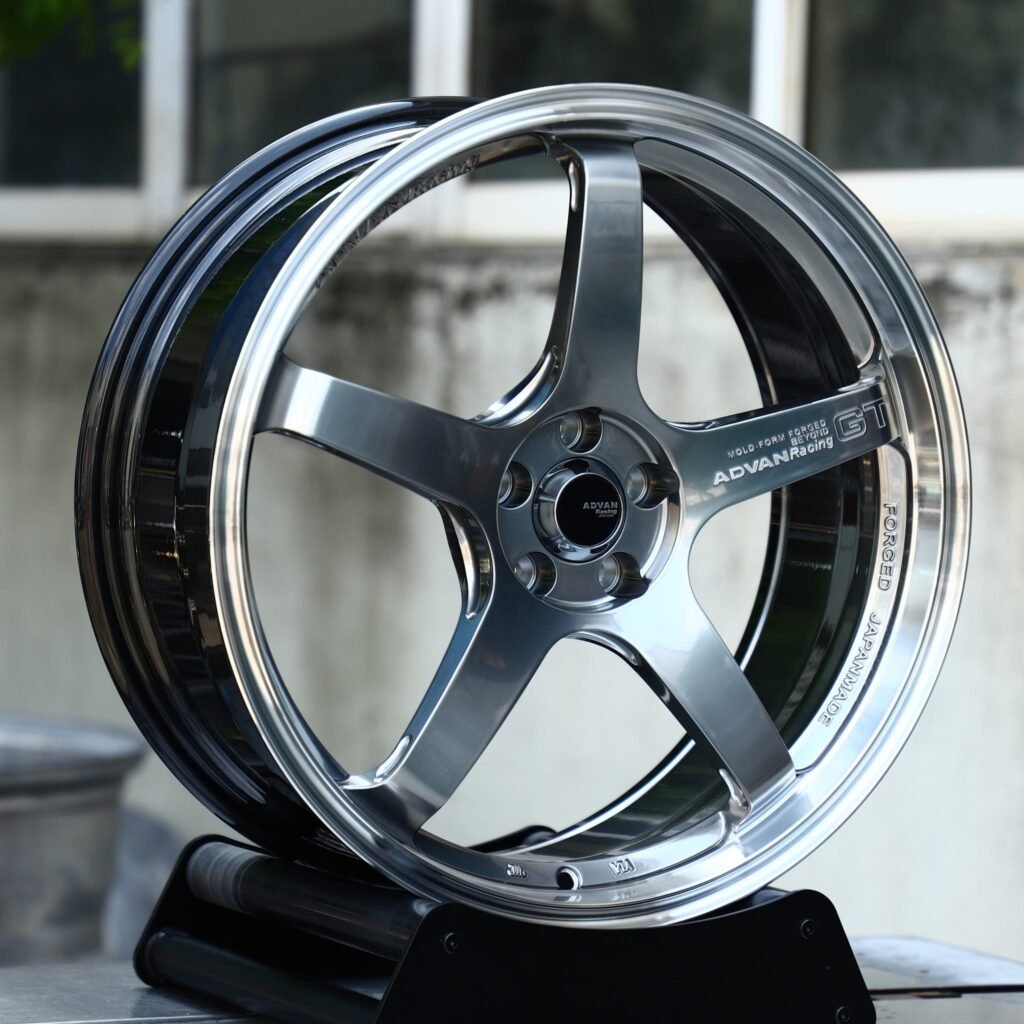 BMW M3 wheels – Hyper Silver 5-Spoke Polished Deep Lip (Advan Racing-Style), angled view