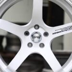 ANK-78651 — спицы крупным планом