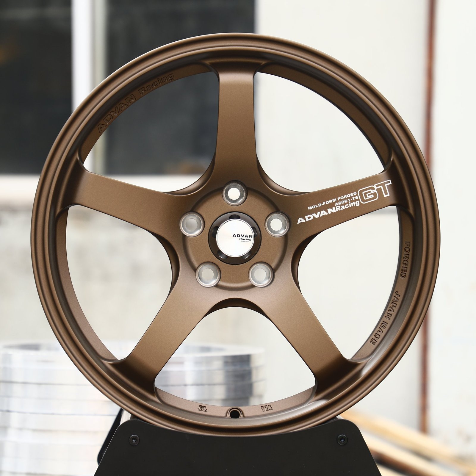 Porsche 911 wheels – Bronze 5-Spoke (Advan-Style), front view