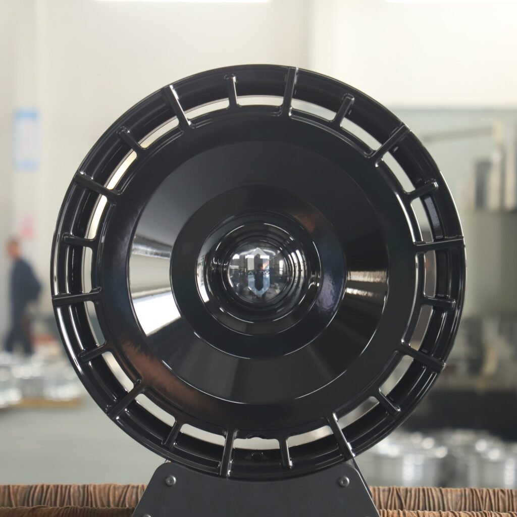 AITO M9 wheels – Gloss Black Full-Face, front view