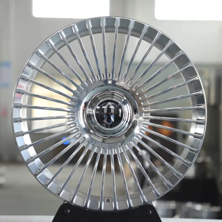AITO M7 wheels – Matte Silver Multi-Spoke (AITO OEM-Style), front view
