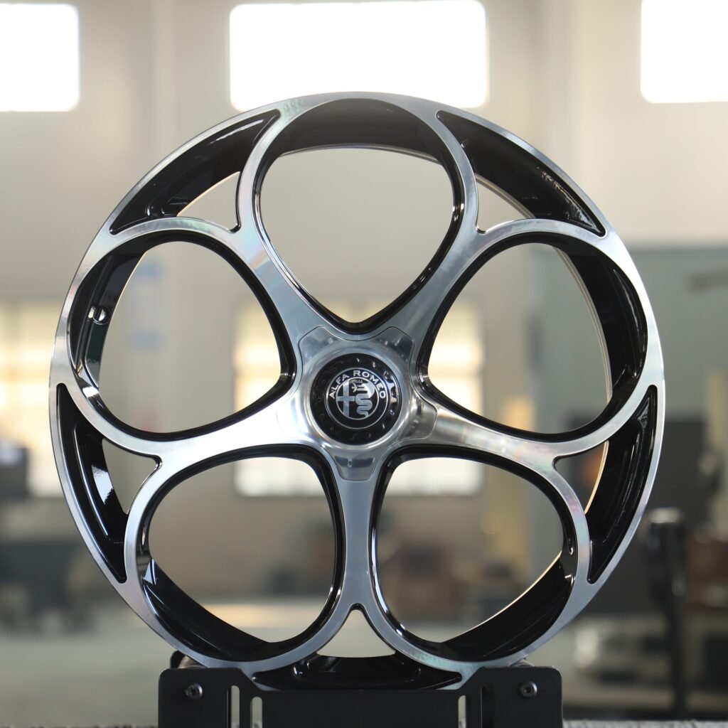 Alfa Romeo Style Gloss Black 5-Spoke Forged Wheels - Alfa Romeo Giulia / Alfa Romeo Stelvio Fitment (5-Lug) Monoblock forged wheel