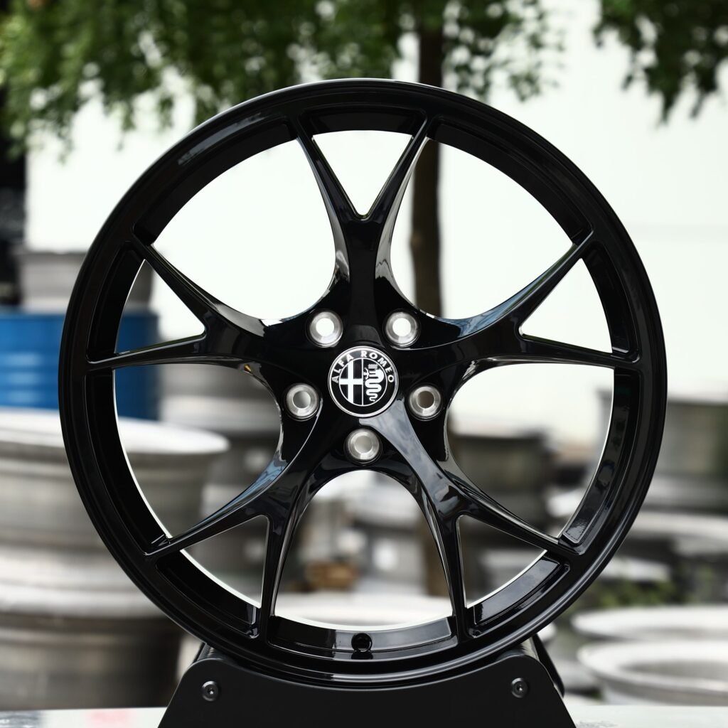 Alfa Romeo Style Gloss Black Custom Forged Wheels - Alfa Romeo Giulia / Alfa Romeo Stelvio Fitment (5-Lug) Monoblock forged wheel