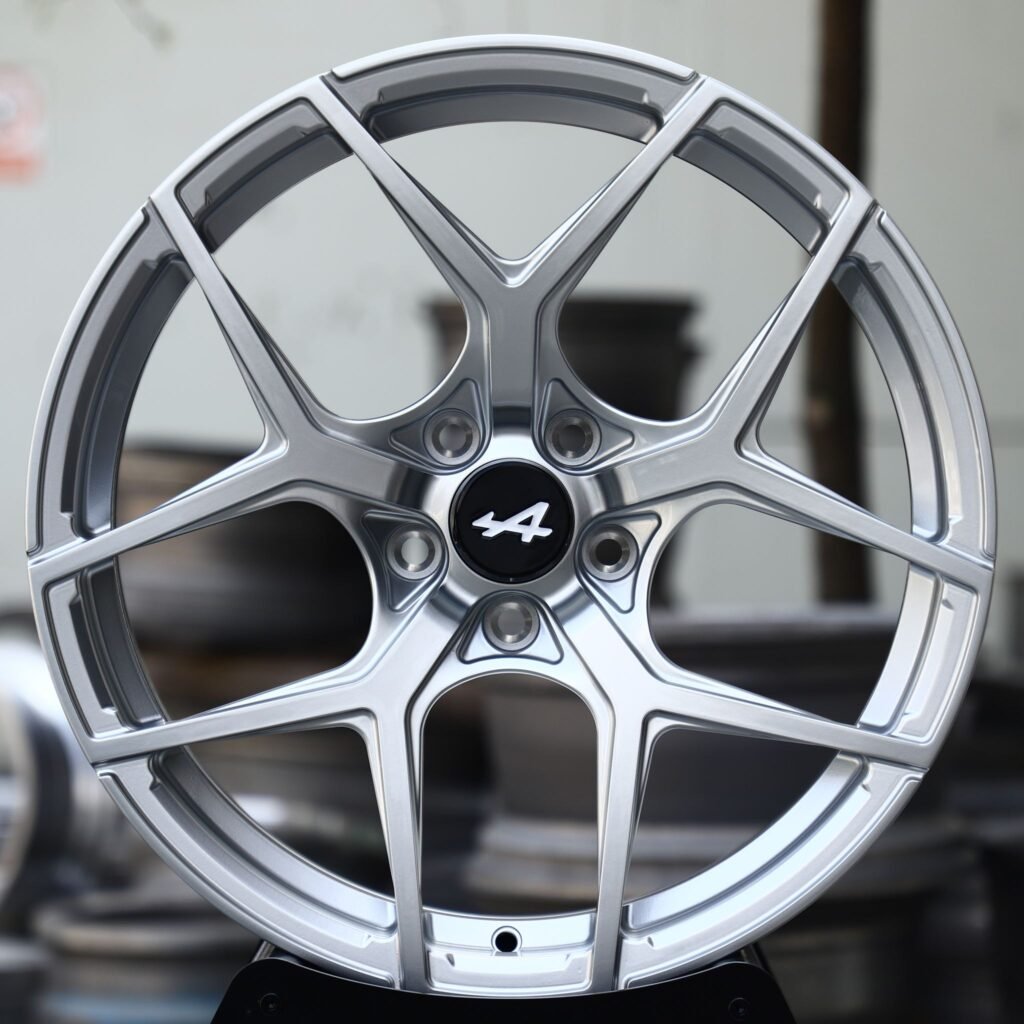 Alpine A290 wheels – Hyper Silver 5 Y-Spoke (Alpine OEM-Style), front view