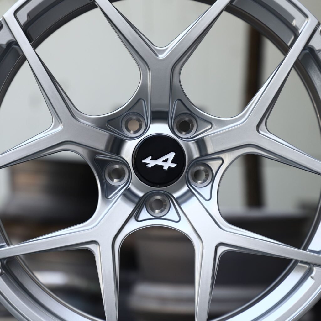 Alpine A290 wheels – Hyper Silver 5 Y-Spoke (Alpine OEM-Style), lip and barrel detail