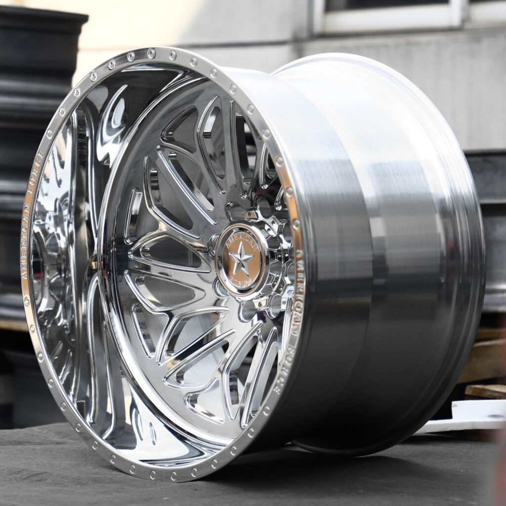 Ford F-350 Super Duty wheels – Mirror Polished H-Type 12-Spoke (American Force-Style), lip and barrel detail
