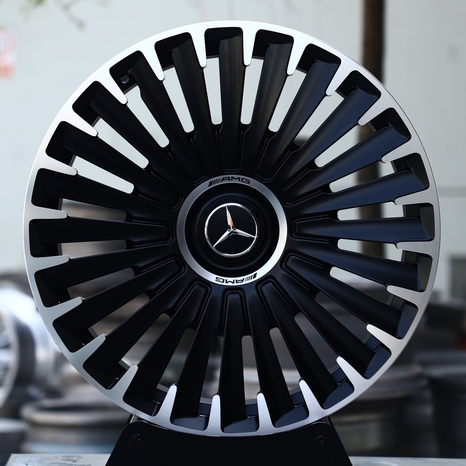 Mercedes-Benz E-Class wheels – Gloss Black Machined Turbine Multi-Spoke (AMG-Style), front view