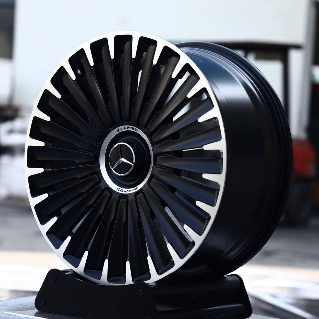 Mercedes-Benz S-Class wheels – Gloss Black Machined Turbine Multi-Spoke (AMG-Style), angled view