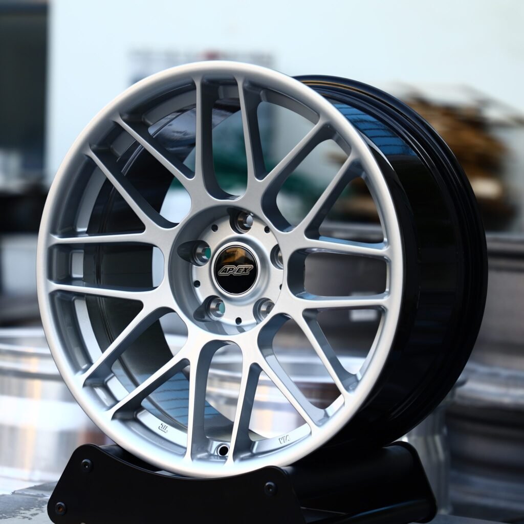 BMW 3 Series F30 wheels – ARC Bright Silver 8 Y-Spoke (APEX ARC-8-Style), angled view