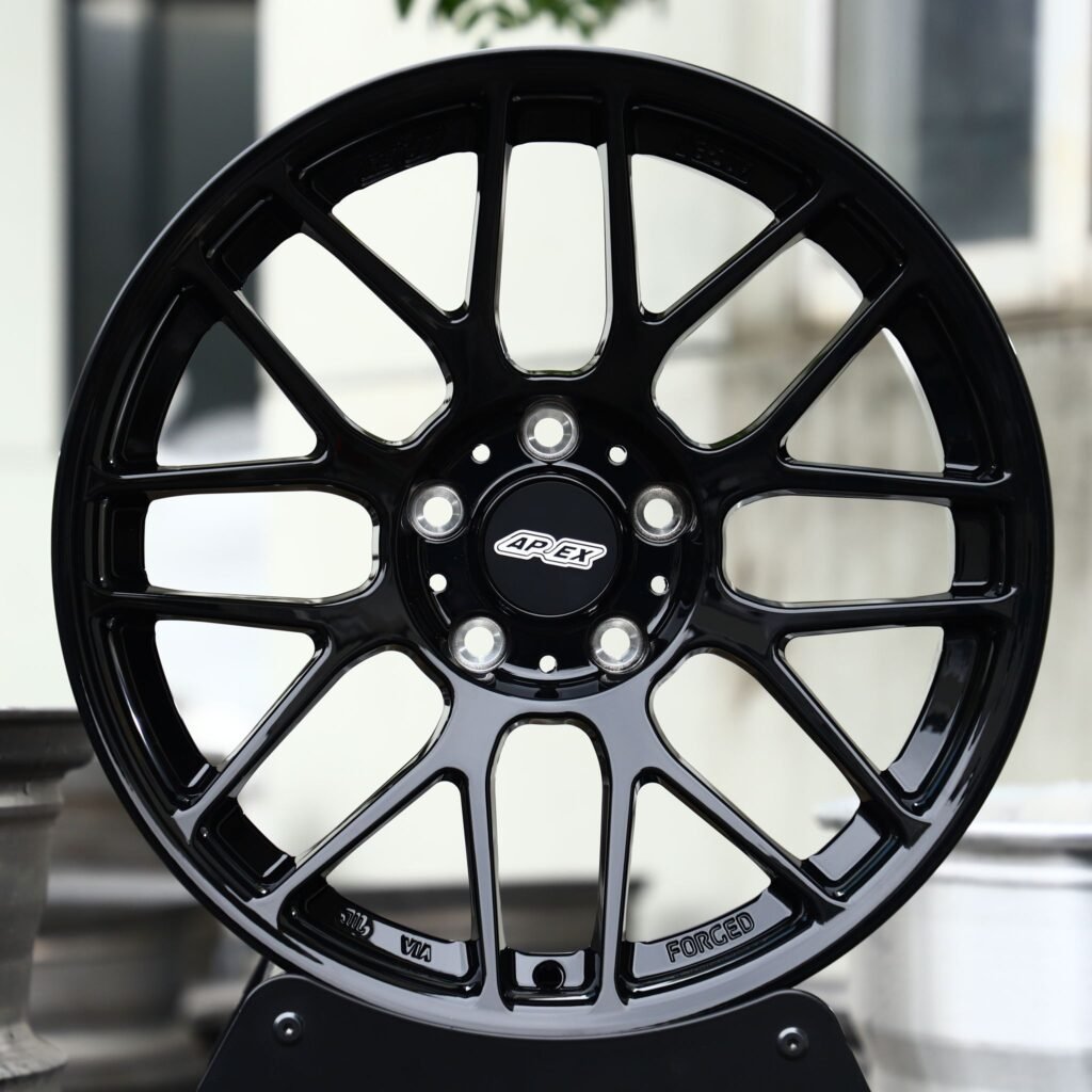 BMW M3 E46 wheels – ARC Gloss Black 8 Y-Spoke (APEX ARC-8-Style), front view