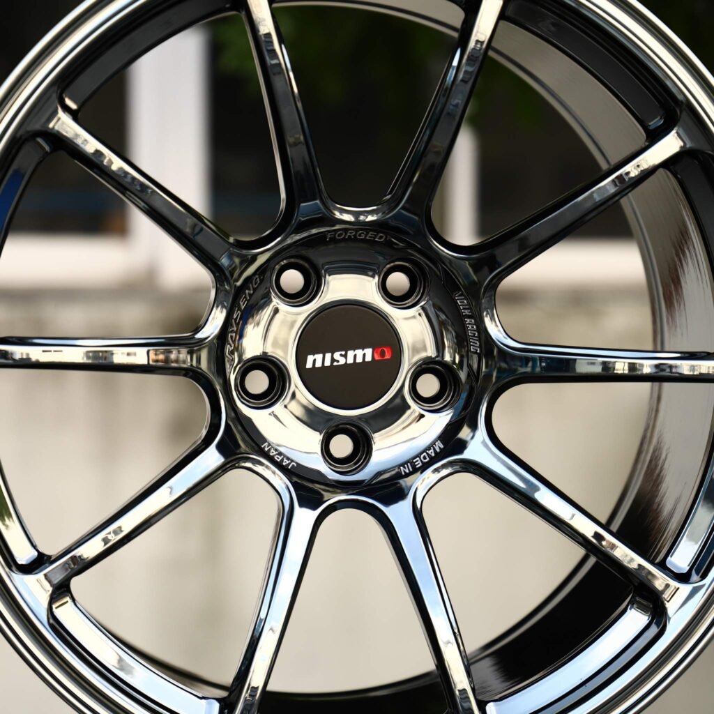 Nissan 350Z wheels – Black Chrome 10-Spoke (Nismo-Style), lip and barrel detail
