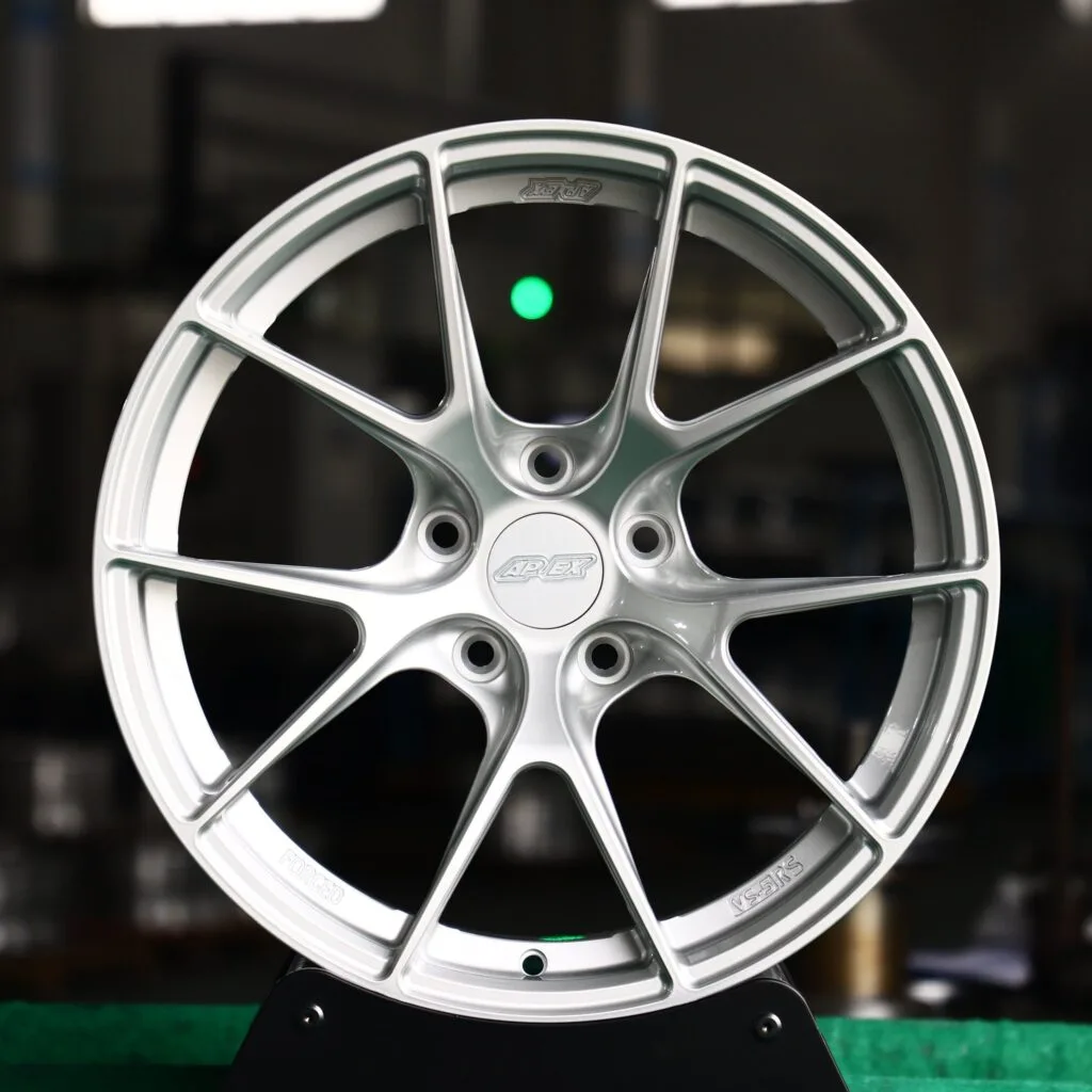 Toyota GR86 wheels – Bright Silver 5 Y-Spoke (APEX VS-5RS-Style), front view