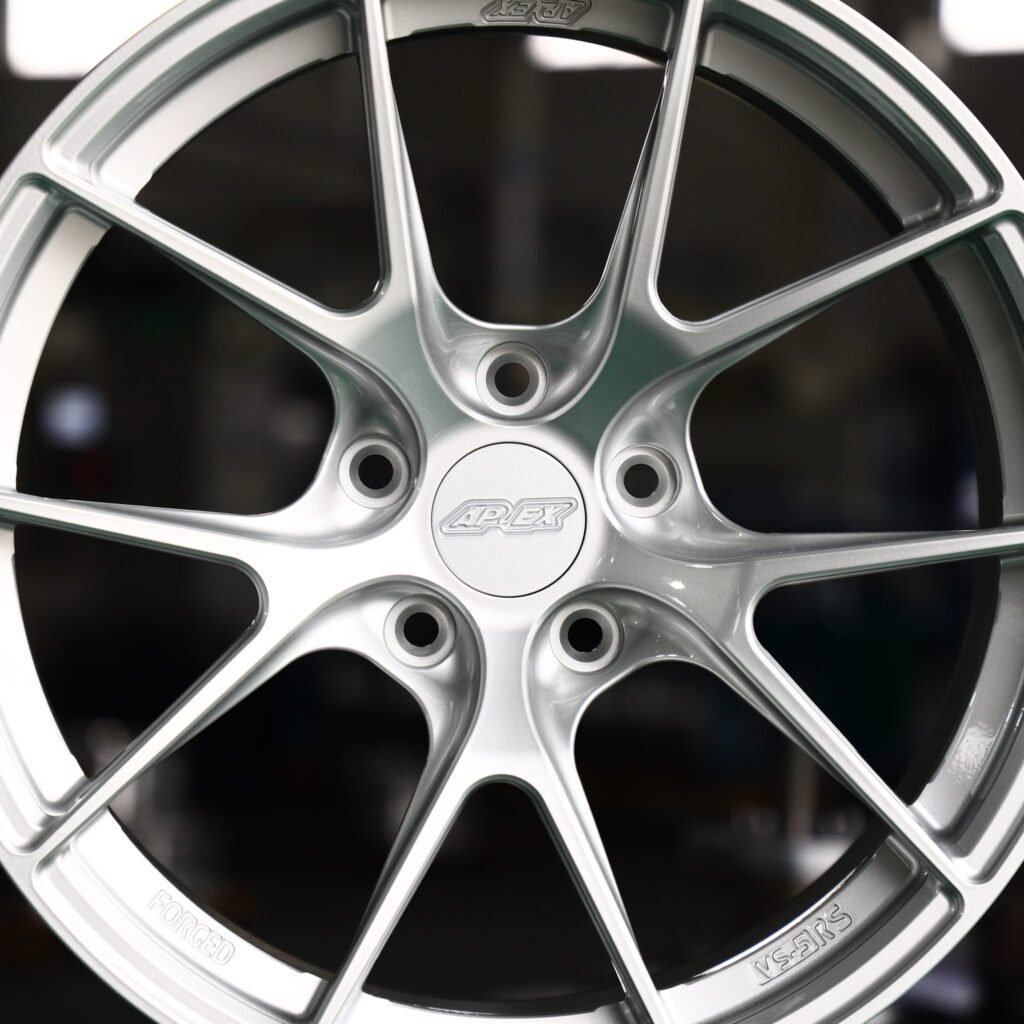 BMW M3 F80 wheels – Bright Silver 5 Y-Spoke (APEX VS-5RS-Style), lip and barrel detail