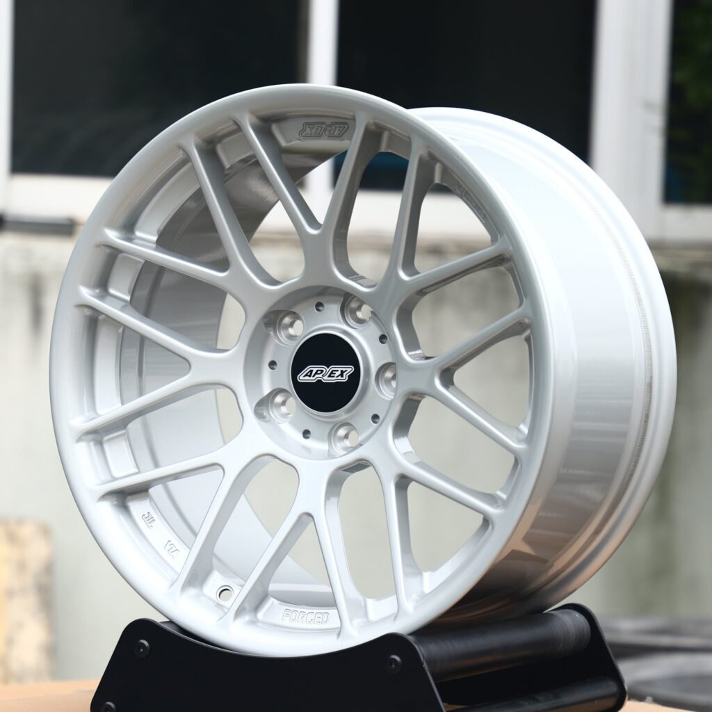 BMW 3 Series F30 wheels – Bright Silver 8 Y-Spoke (APEX EC-7-Style), angled view