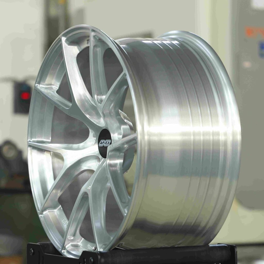 BMW M3 F80 wheels – Brushed Silver 5 Y-Spoke (APEX VS-5RS-Style), lip and barrel detail