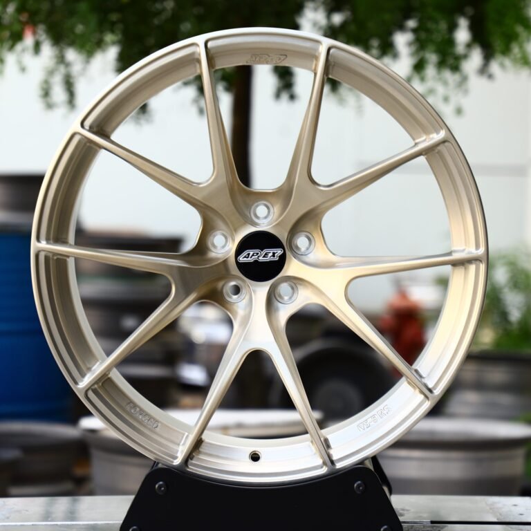 Toyota GR86 wheels – Brushed Silver 5 Y-Spoke (APEX VS-5RS-Style), front view