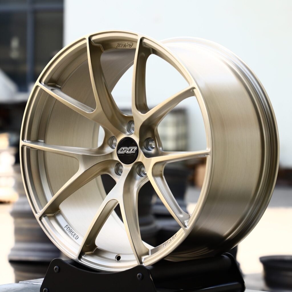 BMW 3 Series F30 wheels – Brushed Silver 5 Y-Spoke (APEX VS-5RS-Style), angled view