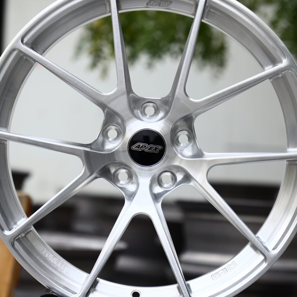 BMW M3 F80 wheels – Brushed Silver 5 Y-Spoke (APEX VS-5RS-Style), lip and barrel detail