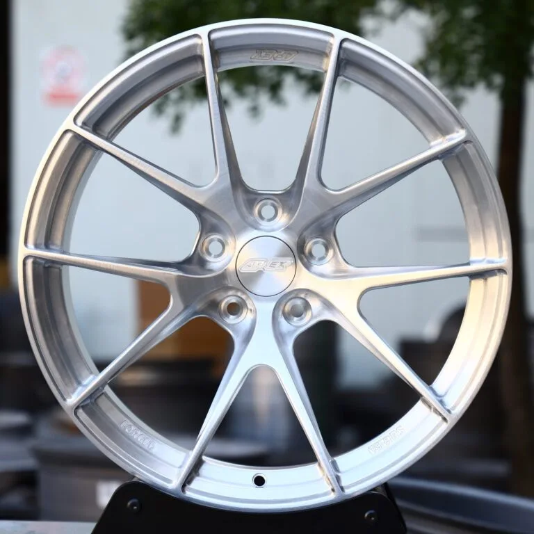 Toyota GR86 wheels – Brushed Silver 5 Y-Spoke (APEX VS-5RS-Style), front view