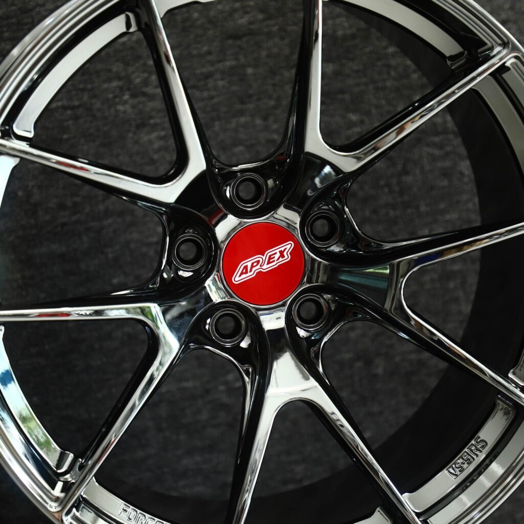 BMW M3 F80 wheels – Chrome 5 Y-Spoke (APEX VS-5RS-Style), lip and barrel detail