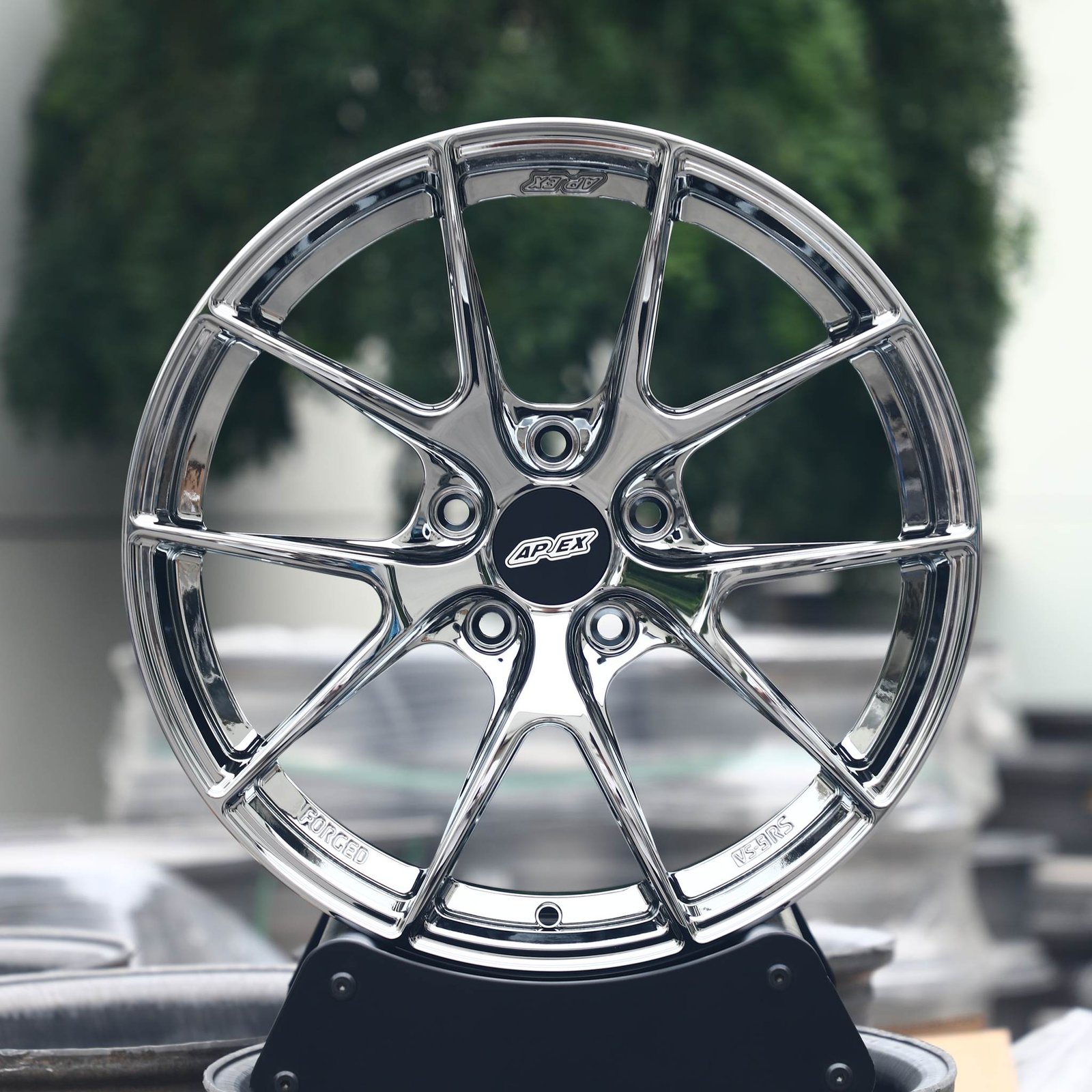 Toyota GR86 wheels – Chrome 5 Y-Spoke (APEX VS-5RS-Style), front view