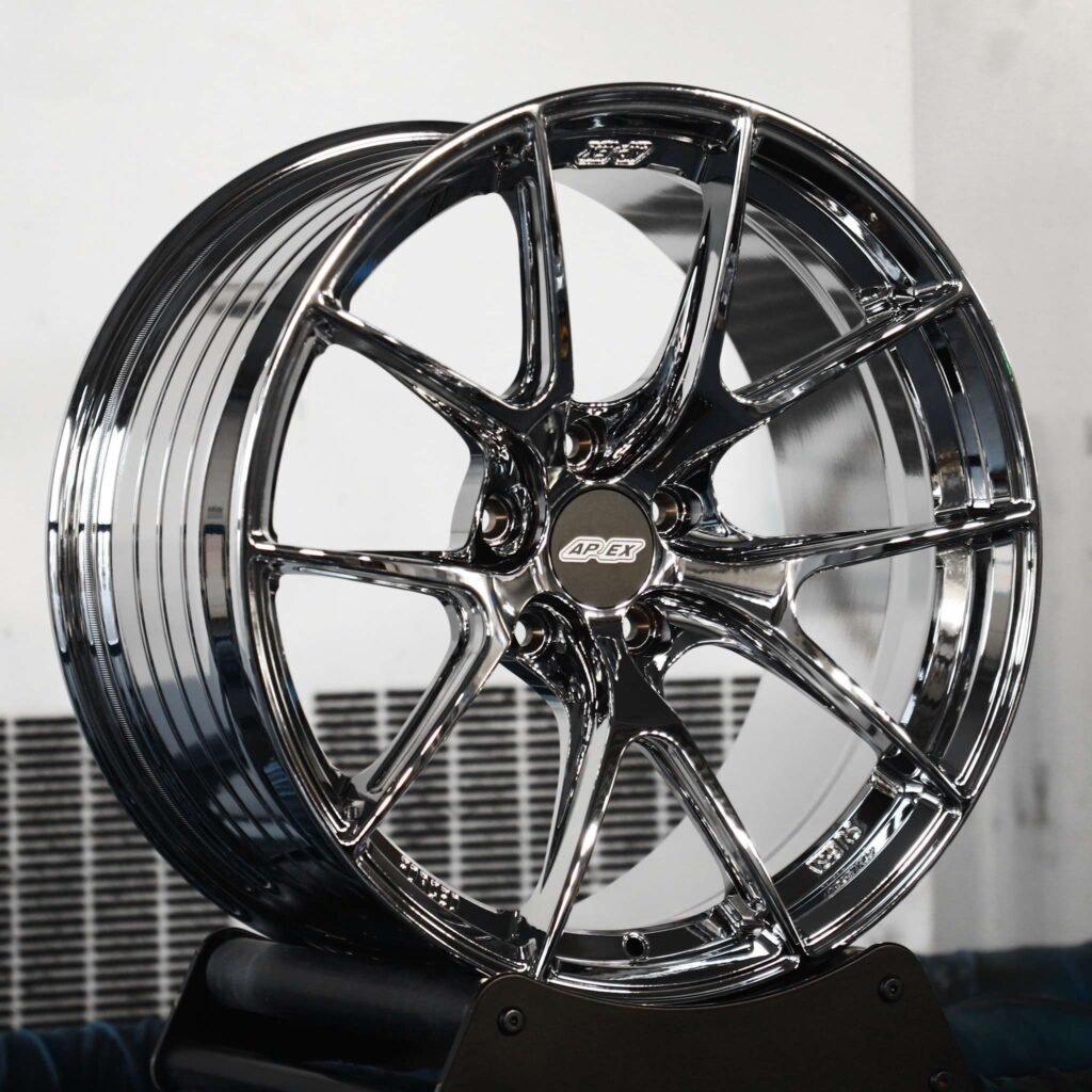 BMW 3 Series F30 wheels – Chrome 5 Y-Spoke (APEX VS-5RS-Style), angled view