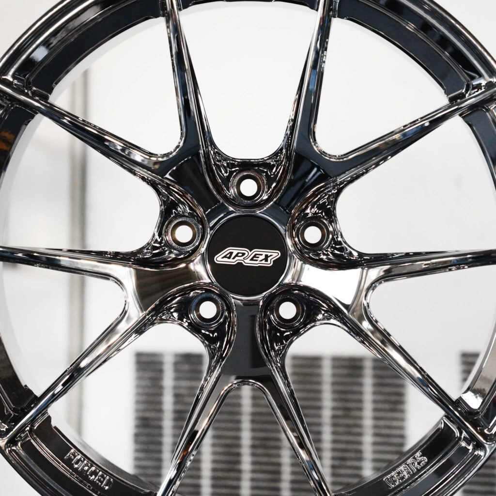BMW M3 F80 wheels – Chrome 5 Y-Spoke (APEX VS-5RS-Style), lip and barrel detail