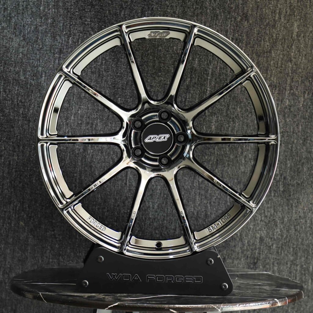 BMW M3 E46 wheels – Chrome Silver 10-Spoke (APEX EC-7-Style), front view