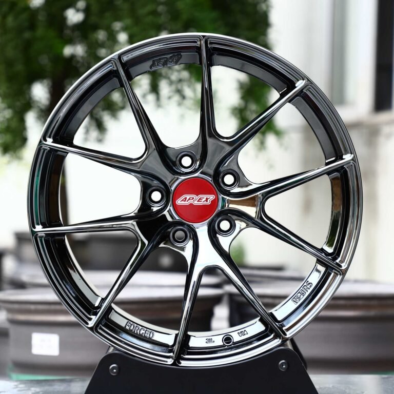 Toyota GR86 wheels – Chrome Silver 5 Y-Spoke (APEX VS-5RS-Style), front view