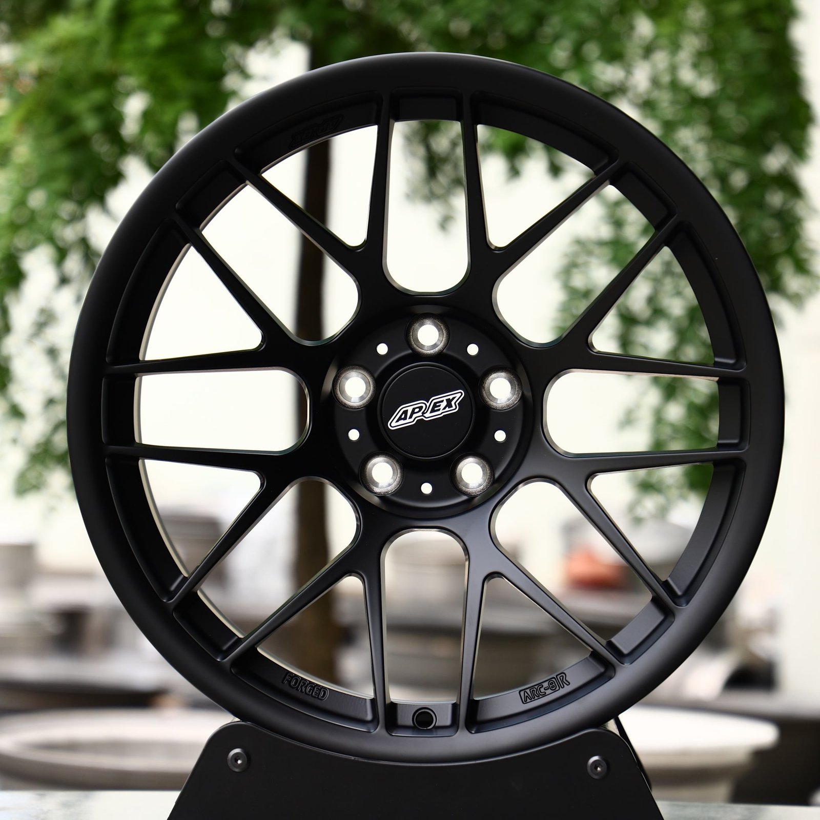 BMW M3 E46 wheels – Gloss Black 8 Y-Spoke (APEX ARC-8-Style), front view