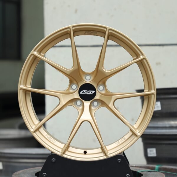 Toyota GR86 wheels – Gold 5 Y-Spoke (APEX VS-5RS-Style), front view