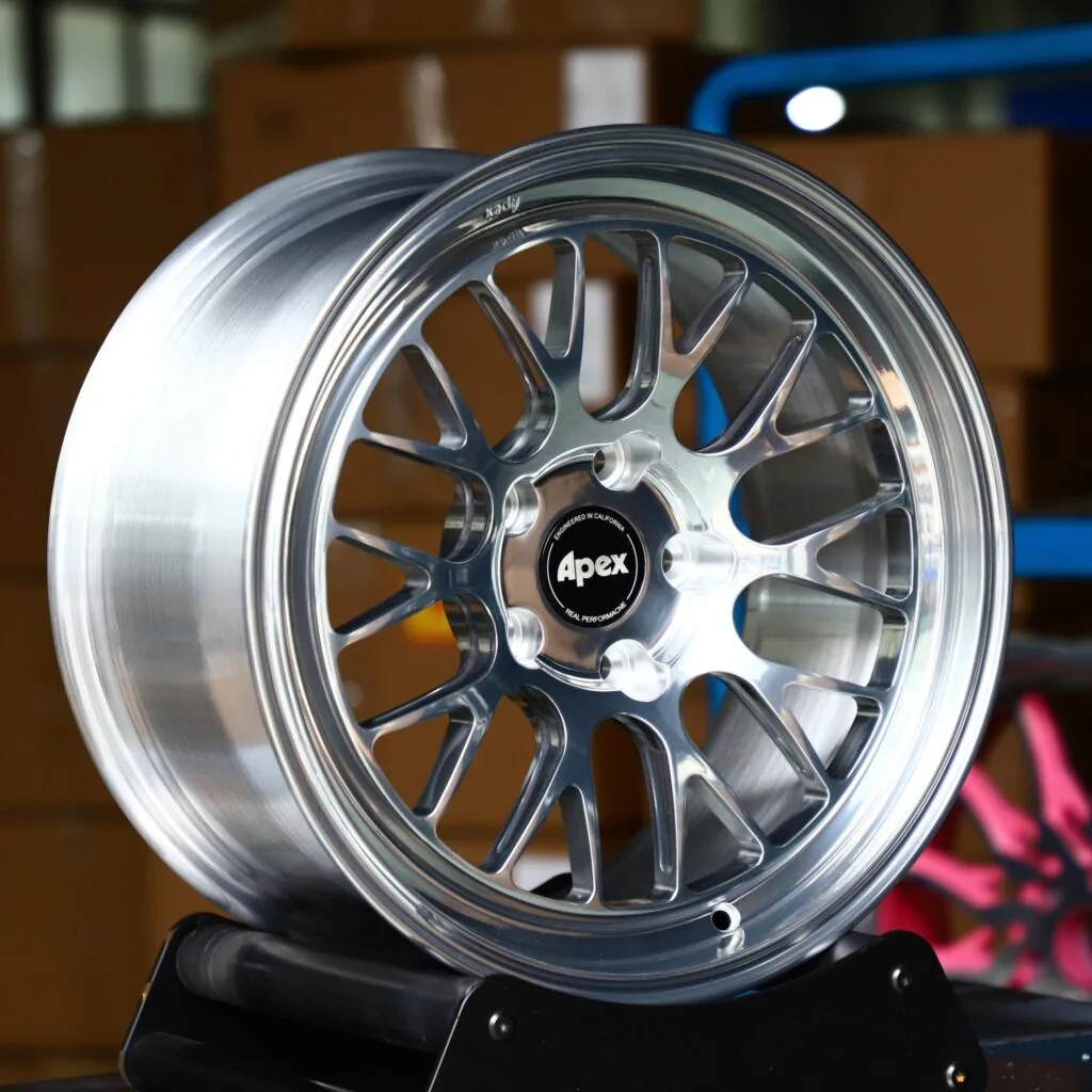 Porsche 911 wheels – Matte Silver Deep Lip (APEX ML-10RT-Style), angled view