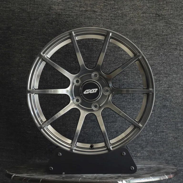 BMW 3 Series E90 wheels – Metallic Gray 10-Spoke (APEX SM-10-Style), front view