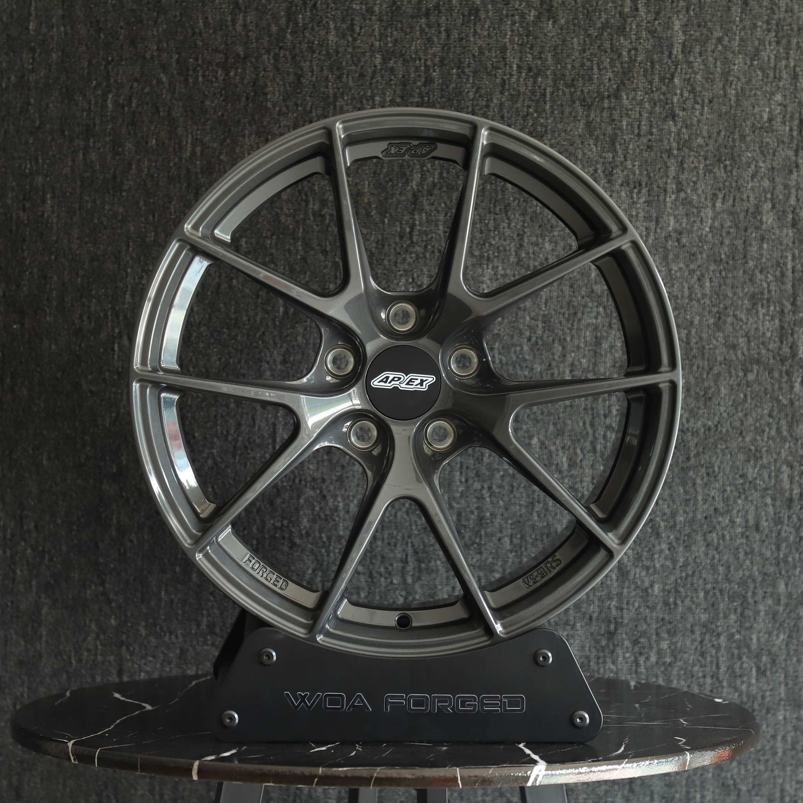 Toyota GR86 wheels – Metallic Gray 5 Y-Spoke (APEX VS-5RS-Style), front view