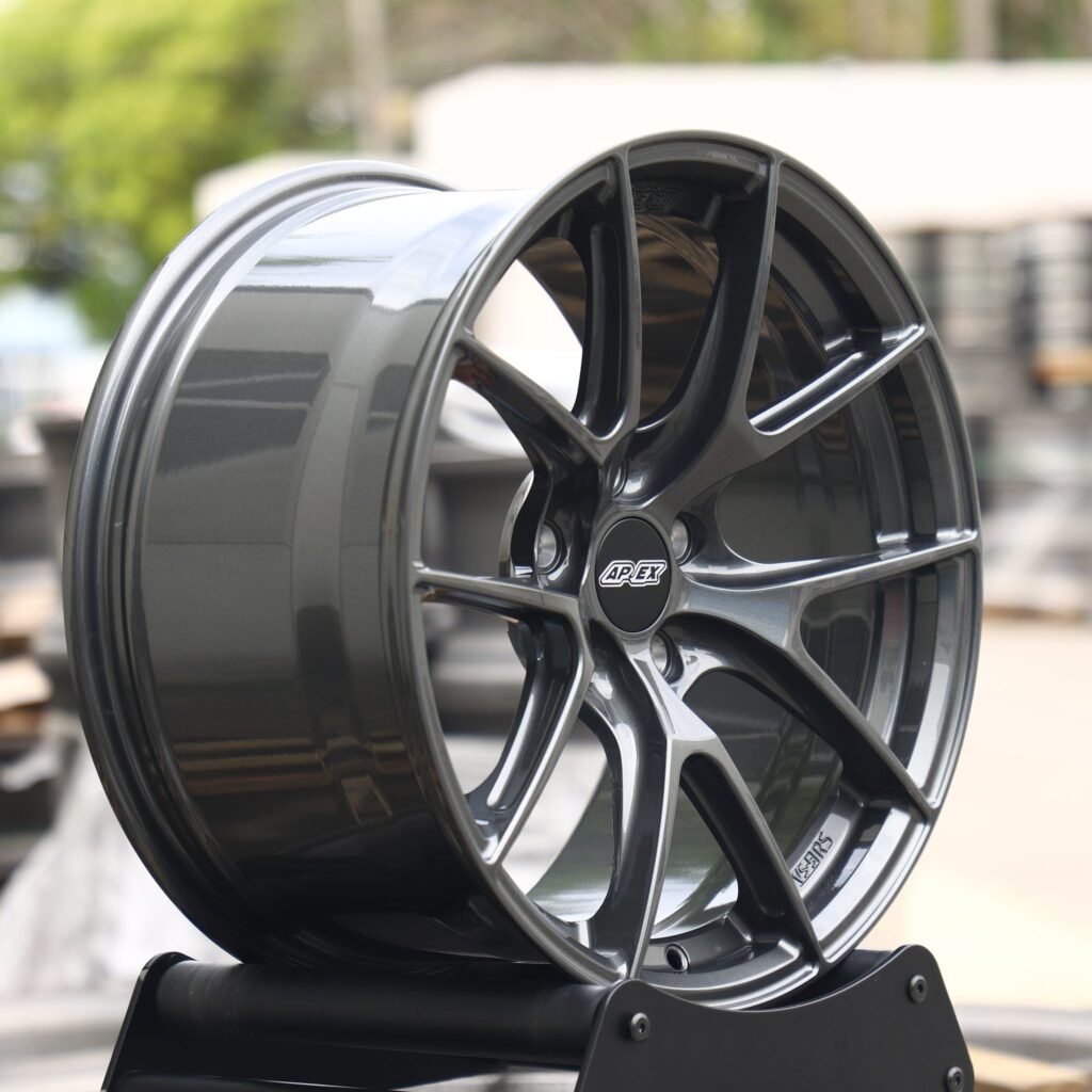 BMW M3 F80 wheels – Metallic Gray 5 Y-Spoke (APEX VS-5RS-Style), lip and barrel detail