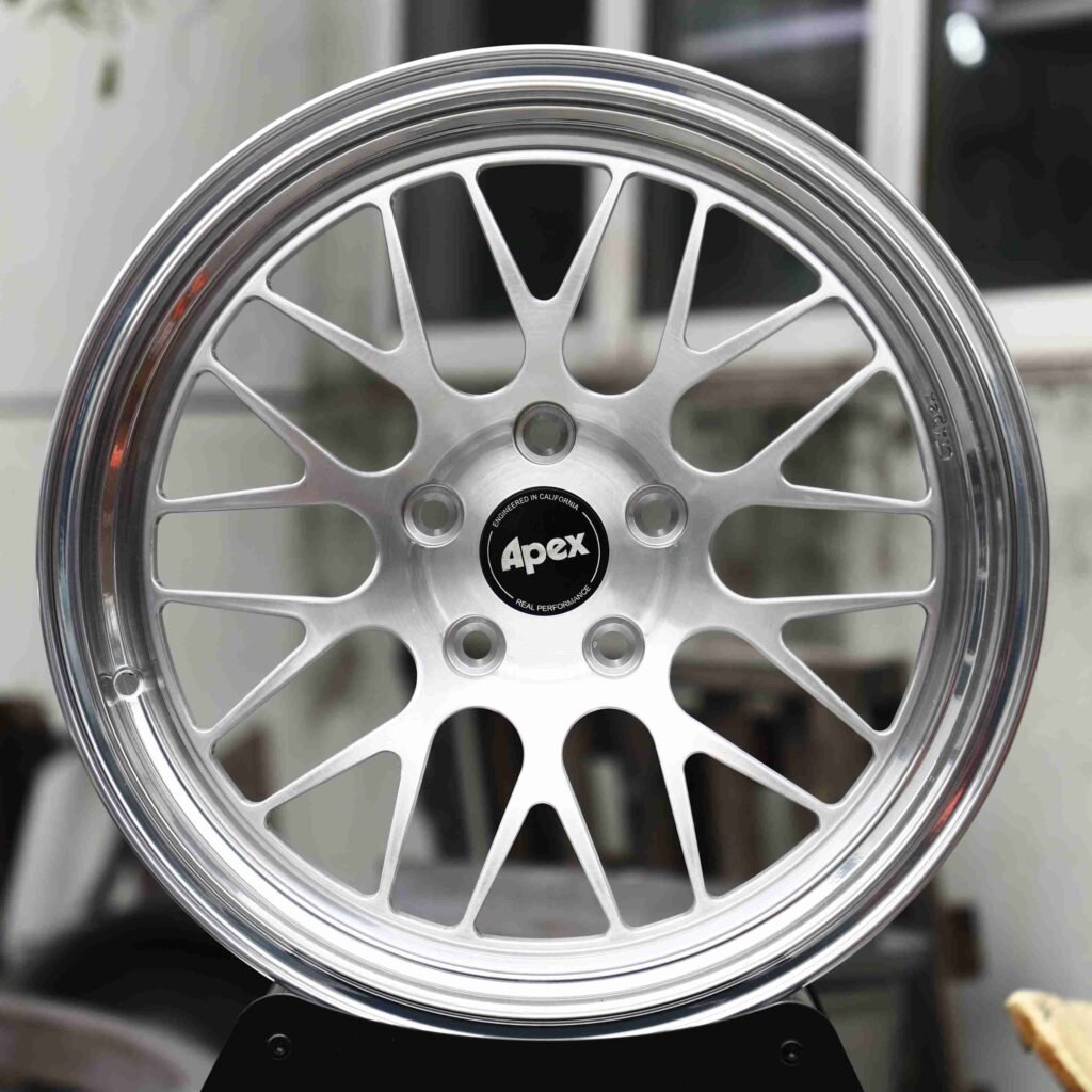BMW M3 E46 wheels – Matte Silver Deep Lip (APEX ML-10RT-Style), front view
