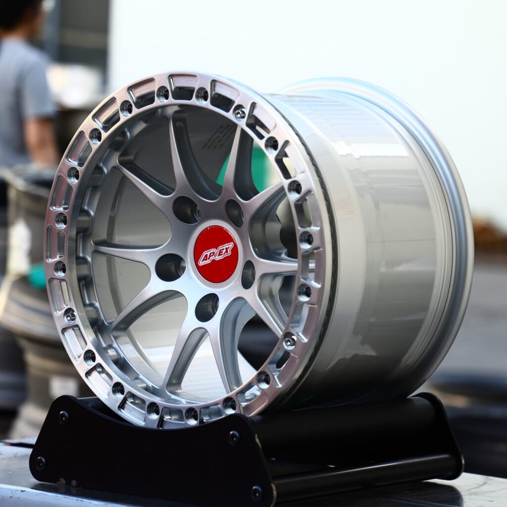 Toyota 4Runner wheels – APEX Silver Beadlock, angled view