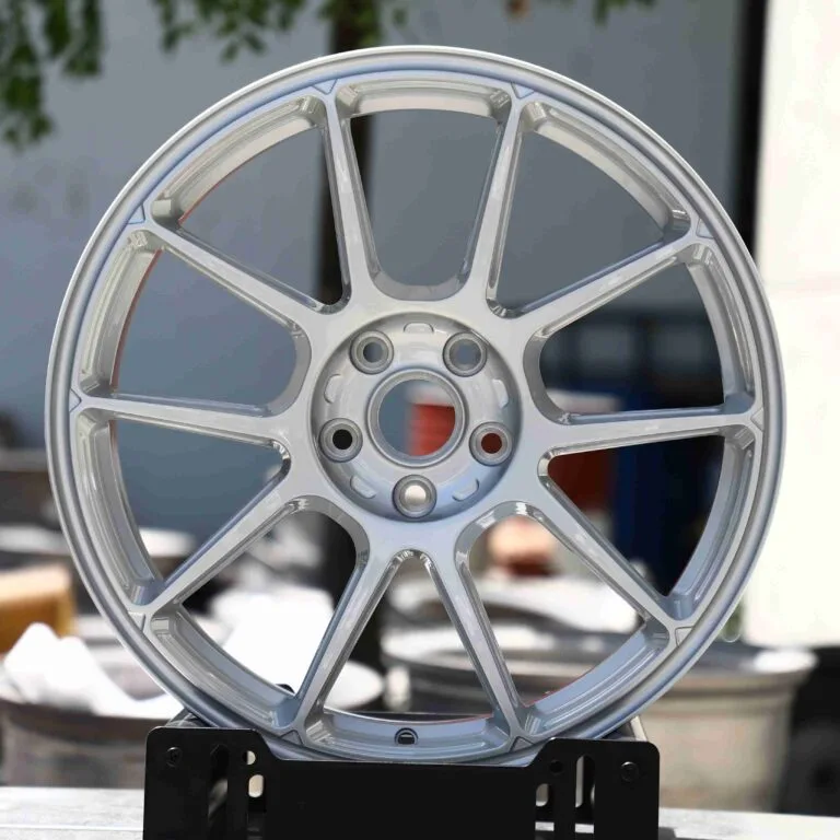 BMW 3 Series E90 wheels – Matte Silver 10-Spoke (APEX SM-10RE-Style), front view