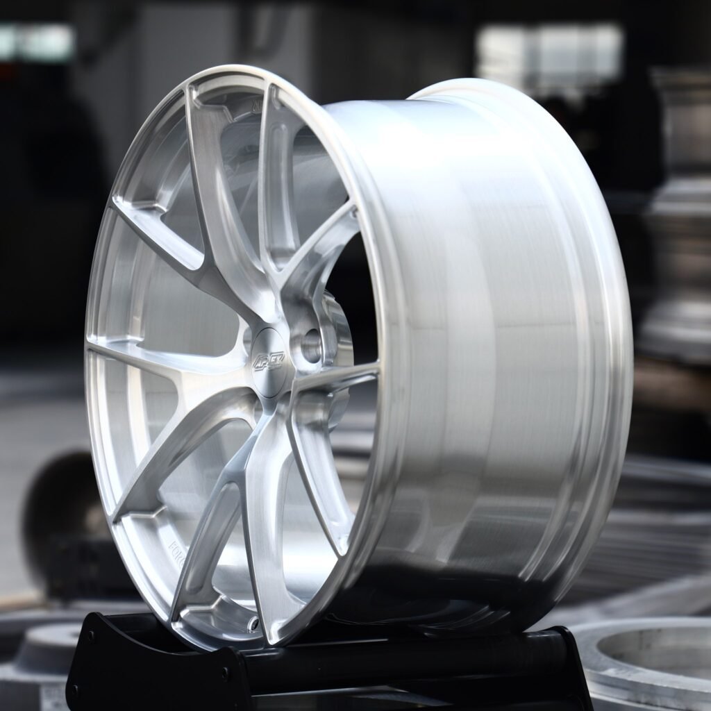 BMW M4 F82 wheels – Brushed Silver 5 Y-Spoke (APEX-Style), lip and barrel detail
