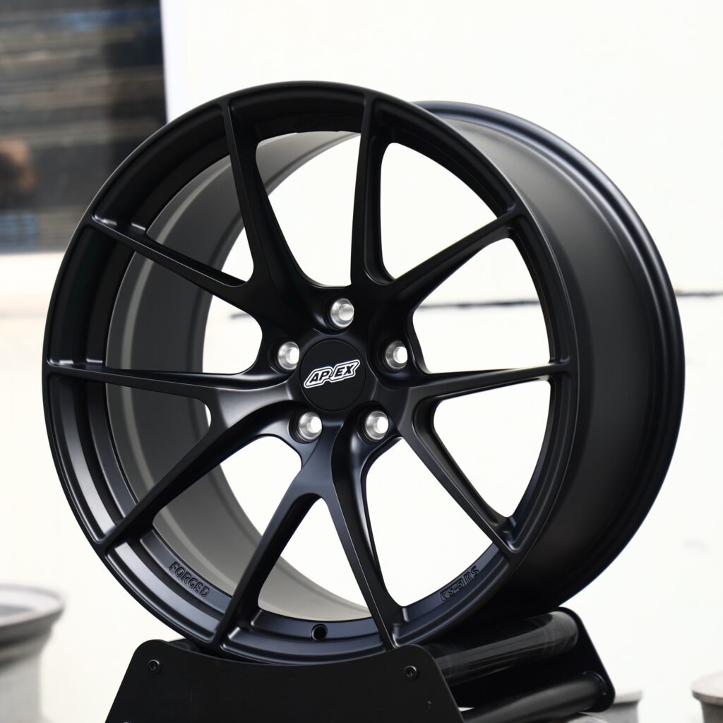 5x130 wheels – Matte Black 5 Y-Spoke (APEX-Style), side view