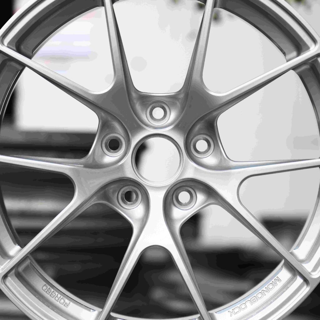 APEX VS-5RS Bright Silver 5 Y-Spoke Forged Wheels - Porsche 911 / BMW M3 Fitment (5-Lug) view 4