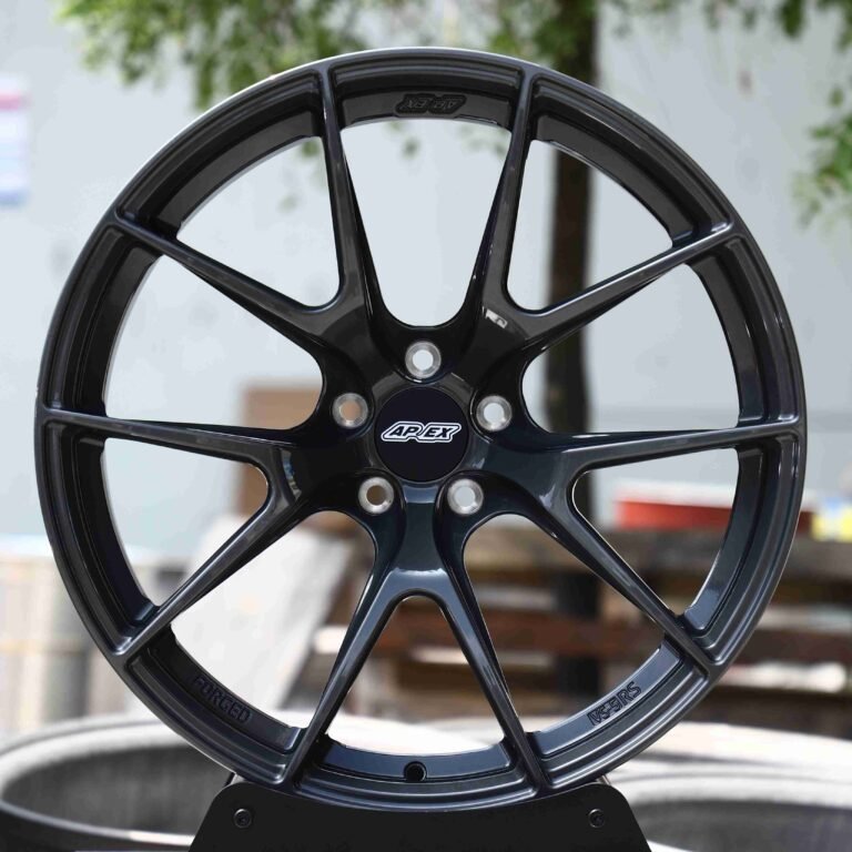 Toyota GR86 wheels – Matte Silver 5 Y-Spoke (APEX VS-5RS-Style), front view